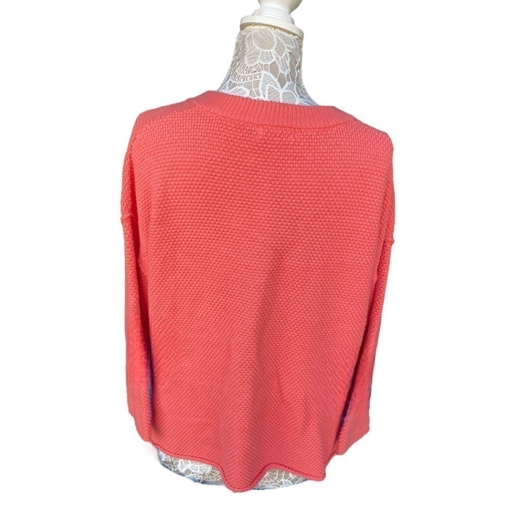 MOD REF Textured Cotton Coral V-neck Sweater | Size:S - Picture 4 of 10